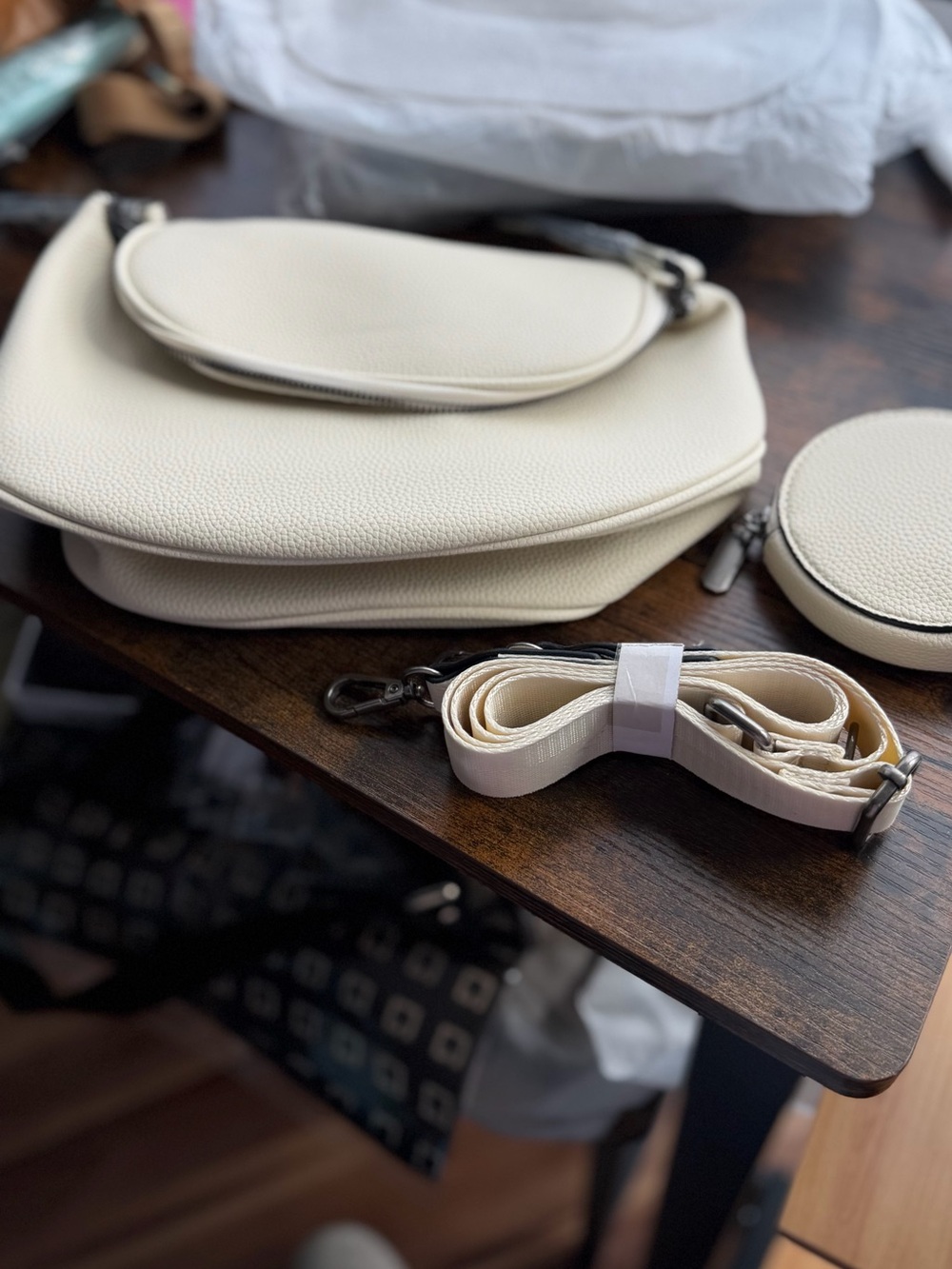 🤍 3-Piece Cream Crossbody / Clutch Bag Set